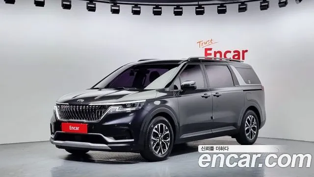 Kia Carnival 9-Seater Prestige