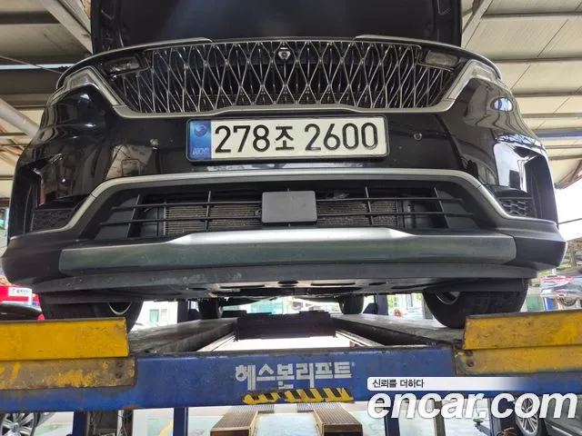 Kia Carnival Gasoline 9-Seater Signature