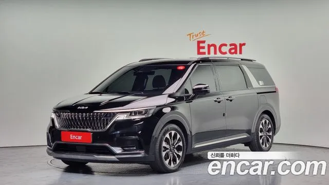 Kia Carnival Gasoline 9-Seater Signature
