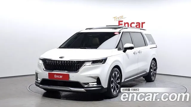 Kia Carnival 9-Seater Signature
