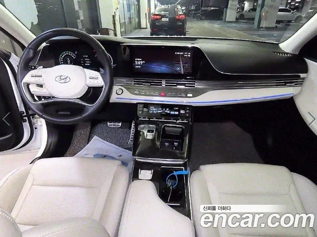 Hyundai Granger Le Blanc