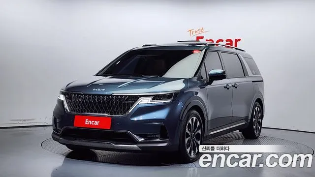 Kia Carnival 7-Seater Signature