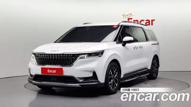Kia Carnival Gasoline 9-Seater Noblesse