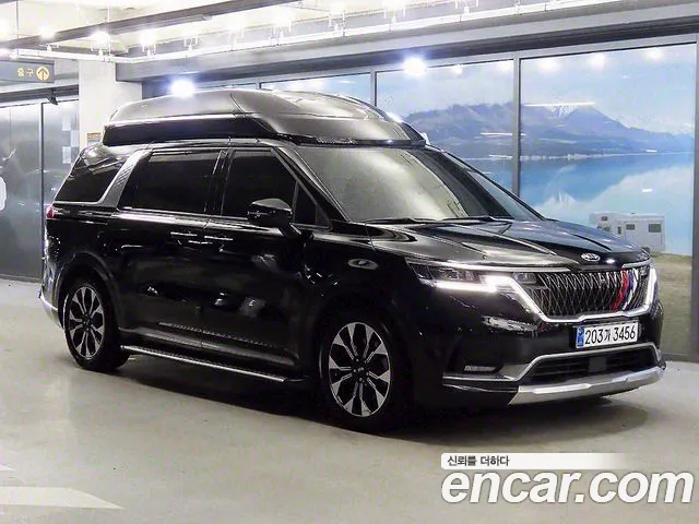 Kia Carnival Signature