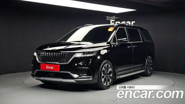 Kia Carnival 9-Seater Signature