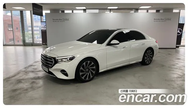 Mercedes-Benz E-class E300 4MATIC Exclusive