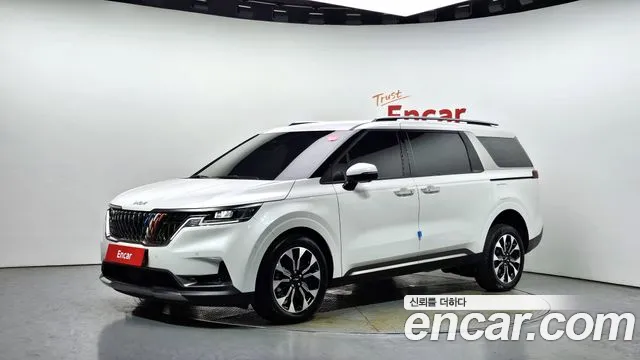 Kia Carnival 7-Seater Signature