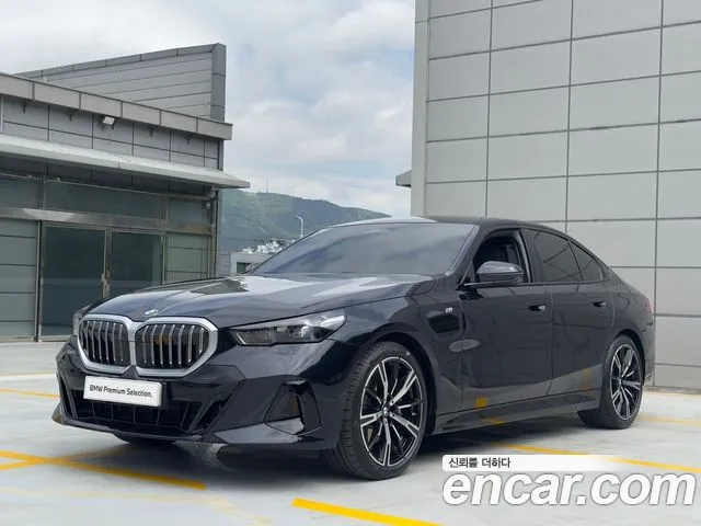 BMW 5-Series 530i xDrive M Sport