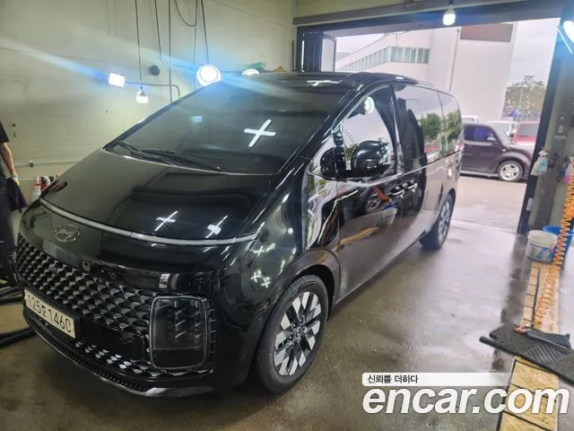 Hyundai Staria Inspiration