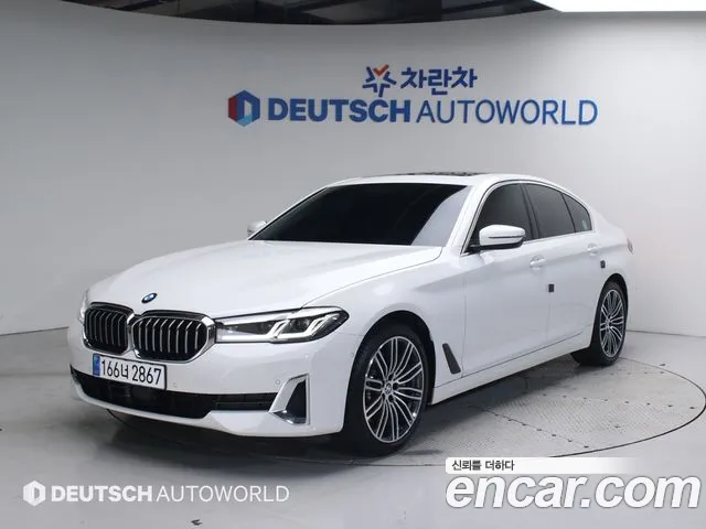 BMW 5-Series 530i Luxury