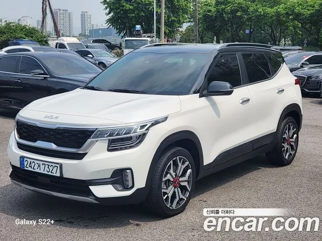 Kia Seltos Signature