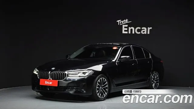 BMW 5-Series 530i Luxury