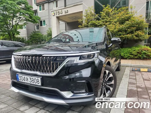 Kia Carnival 7-Seater Signature