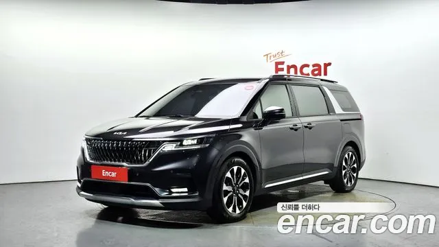 Kia Carnival Gasoline 9-Seater Signature