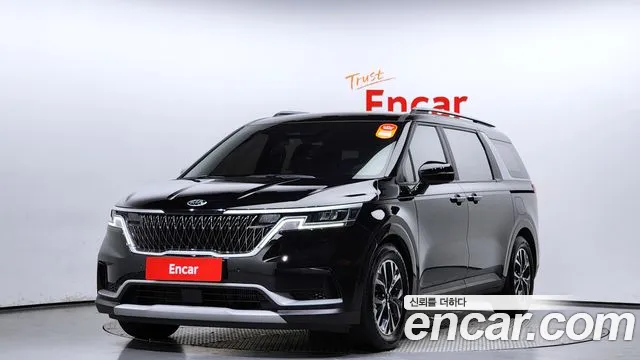 Kia Carnival 9-Seater Prestige