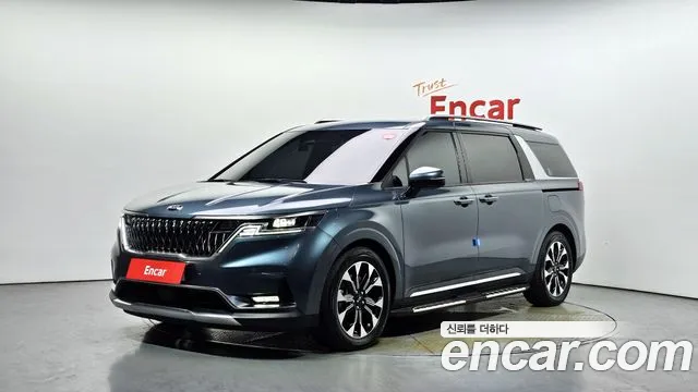 Kia Carnival 9-Seater Signature