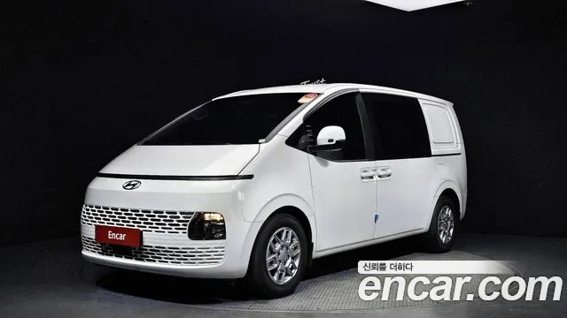Hyundai Staria Modern