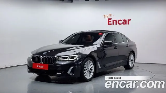 BMW 5-Series 520i Luxury