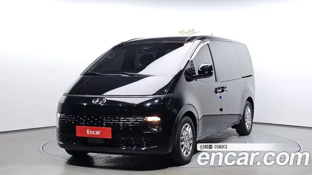 Hyundai Staria Modern