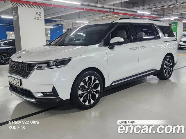 Kia Carnival 9-Seater Signature