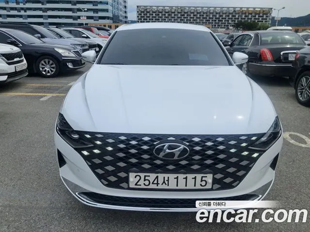 Hyundai Granger Premium