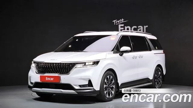 Kia Carnival 9-Seater Prestige