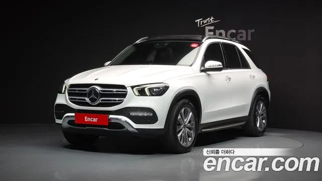 Mercedes-Benz GLE-Class GLE300d 4MATIC